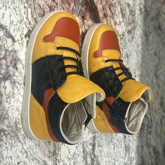 Gucci toddler high top’s size 25 - Picture 2 of 4